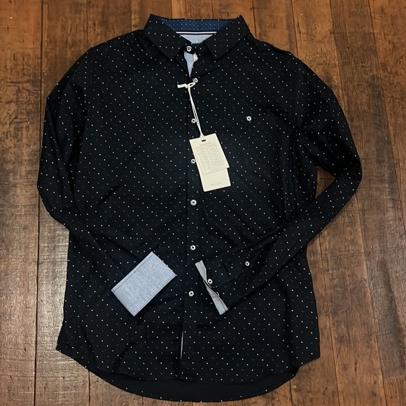 Craft and Flow Mens dotted shirt - Picture 5 of 5